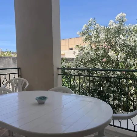 Casa Finuzza Tatil Evi *