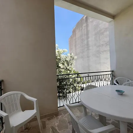 Holiday home Casa Finuzza