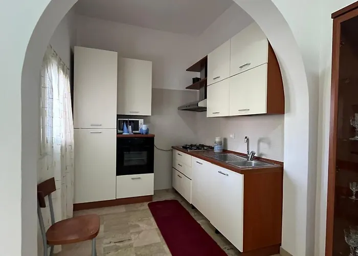 Casa Finuzza 度假居 *